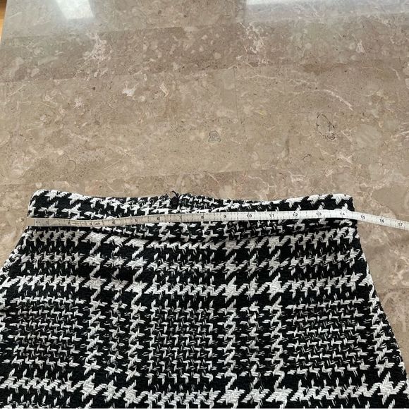 Hyfve black and white skirt size large - Picture 8 of 9